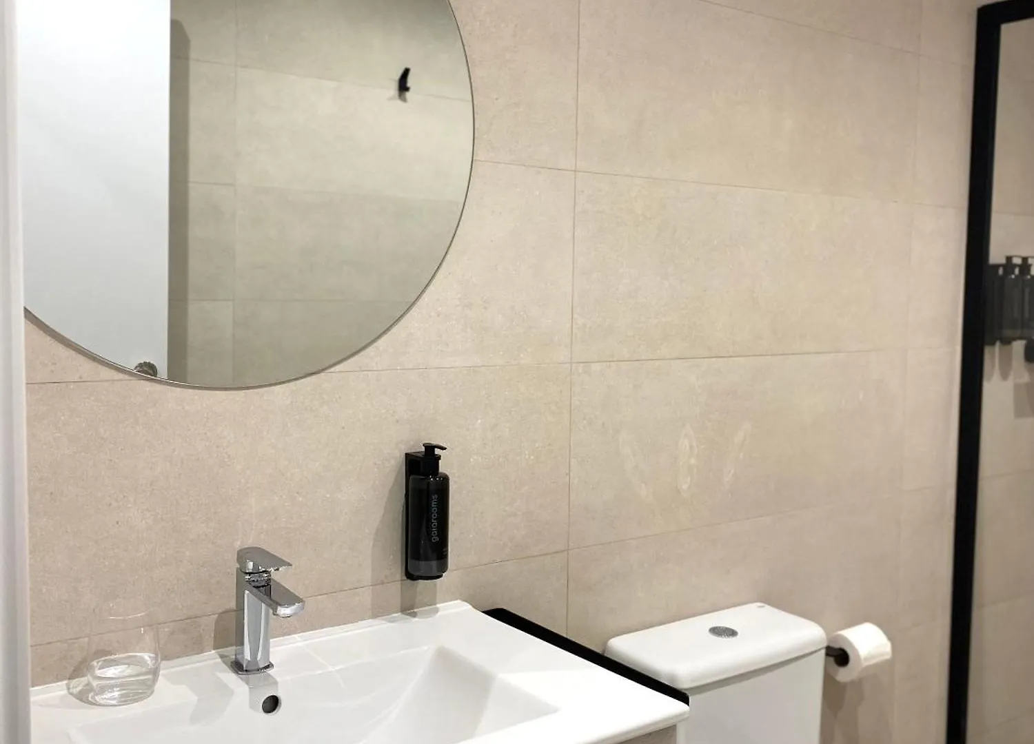 Anais Apartments By Gaiarooms Barcelona