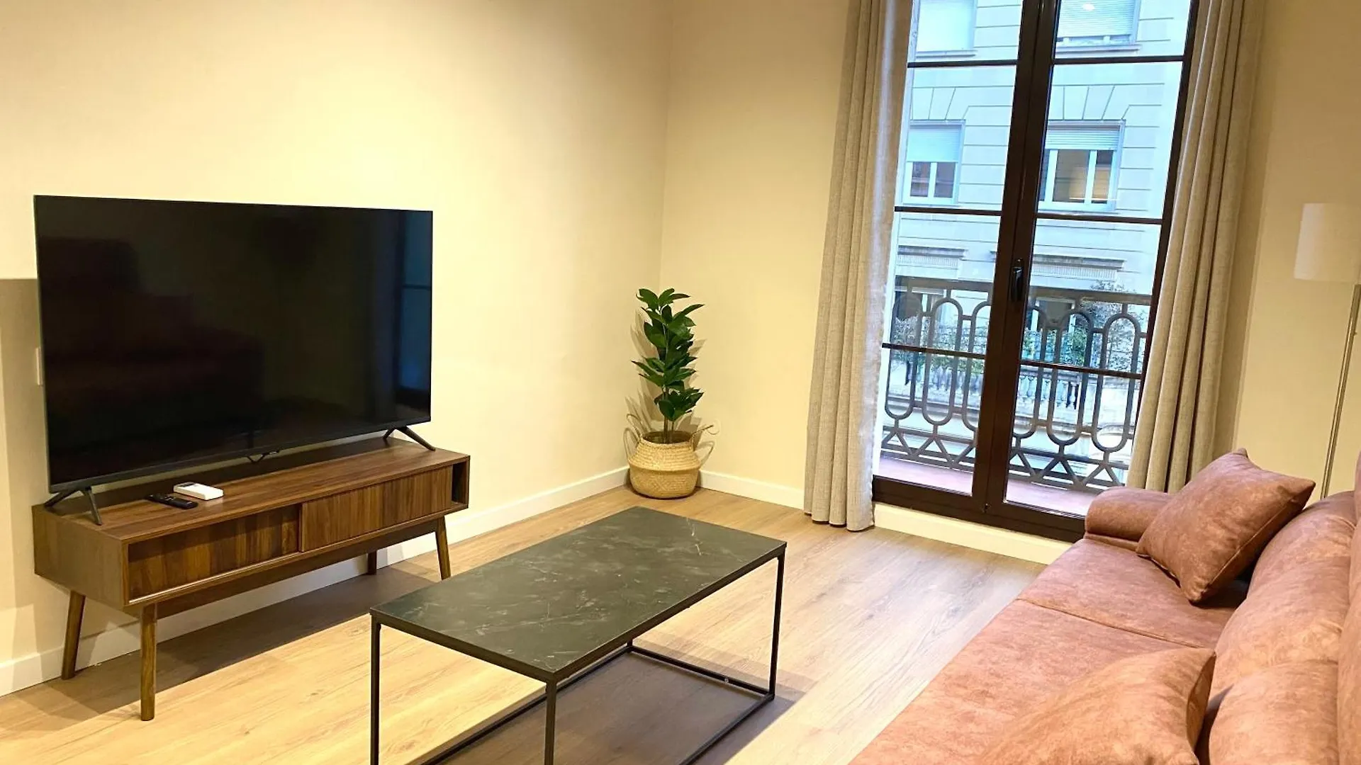 Anais Apartments By Gaiarooms Barcelona