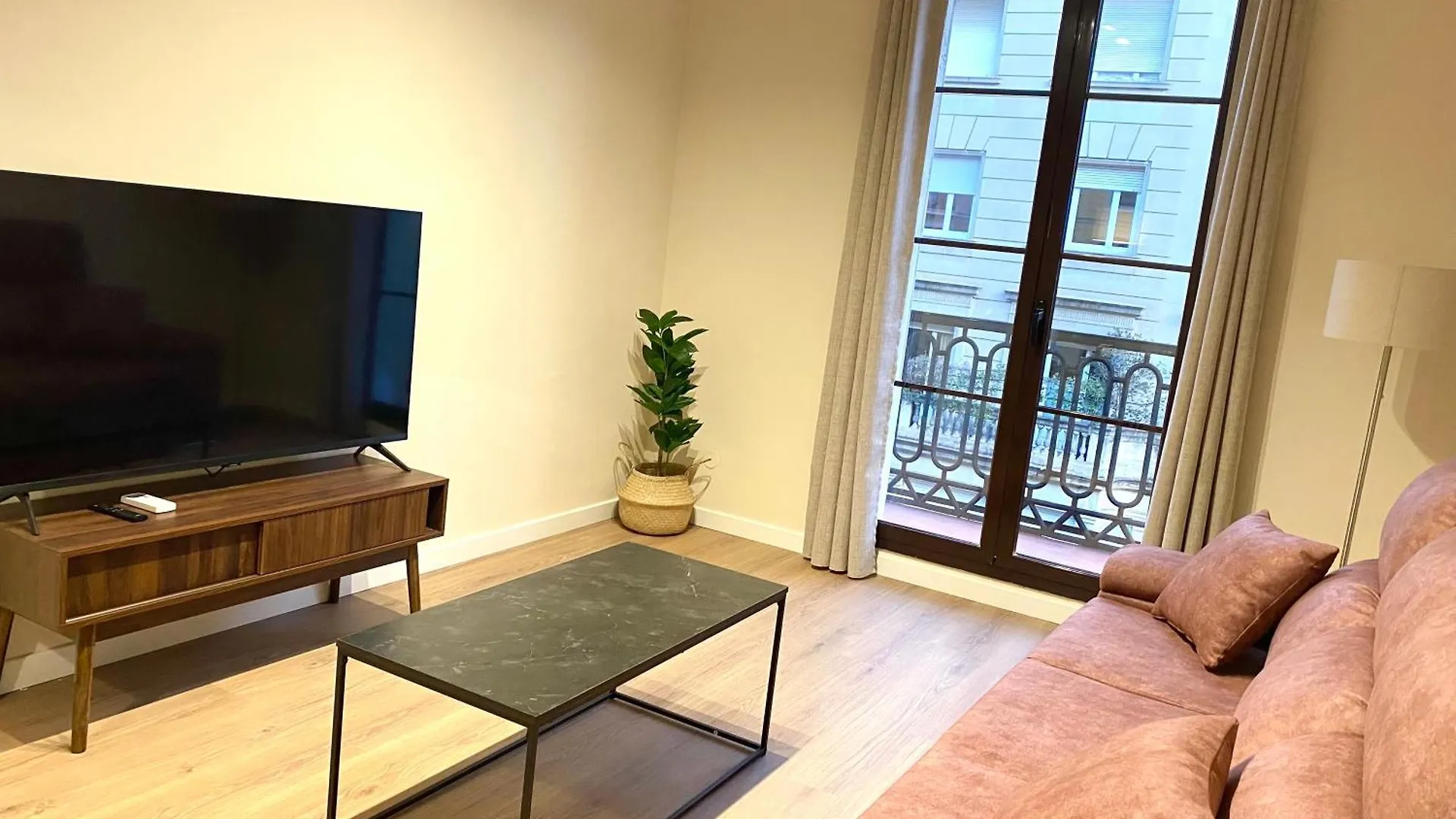 Anais Apartments By Gaiarooms Barcelona